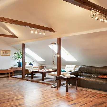 Regina House- Sv. Mikalojaus 13 Lägenhet